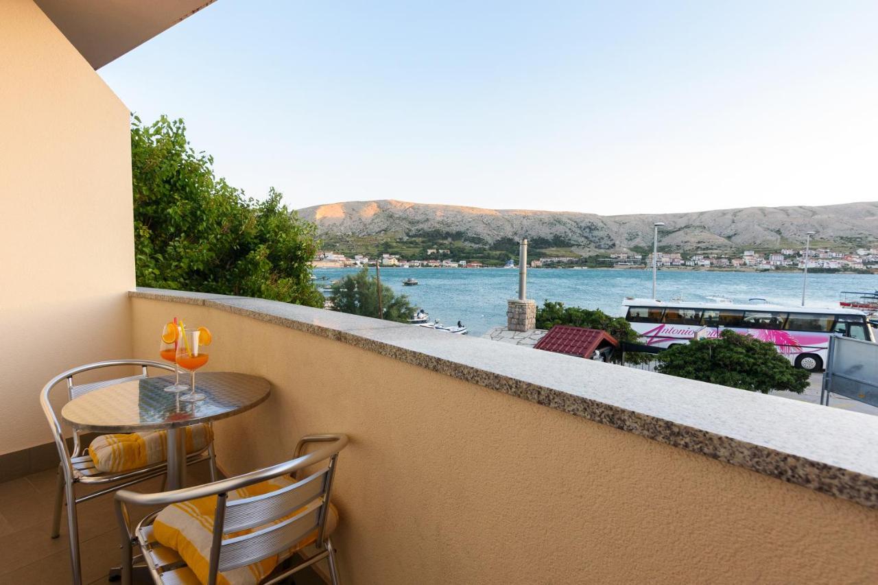 Apartmani "Jadran" Pag Town Exterior foto